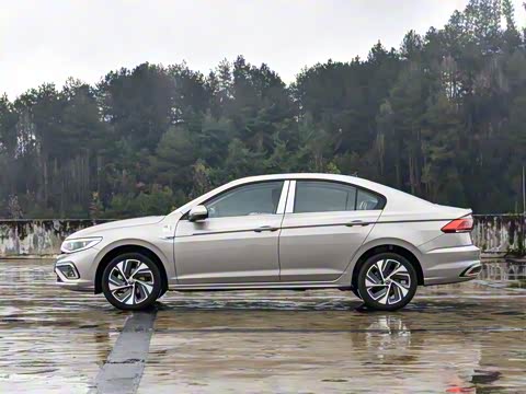 2025�� 300TSI DSG���а�