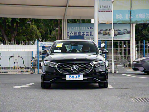 2025�� �Ŀ� E 260 �˶���