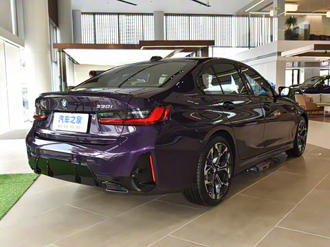 2025�� 330i 50����������