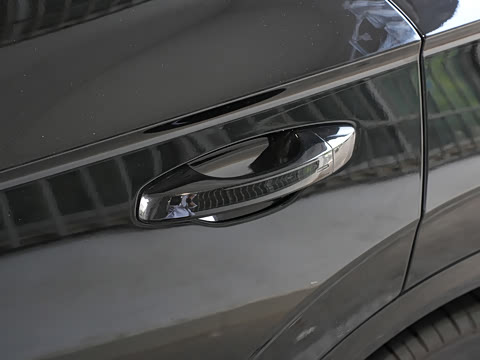 2025�� 2.0TSI ��Ӱ��