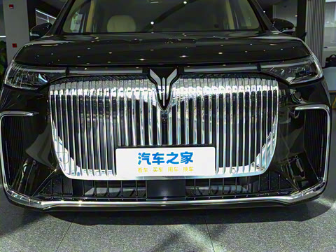 2025�� EV �����콢������