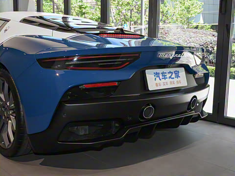 2024�� 3.0T Icona