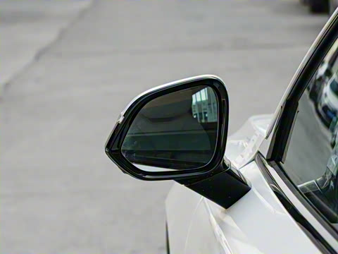 2025�� 560PRO 185kW