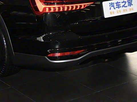 2025�� allroad quattro ̽���� 55 TFSI ����ԽҰ��