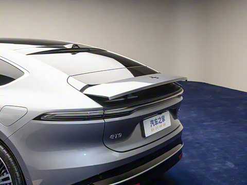 2025�� 102kWh �׷�������