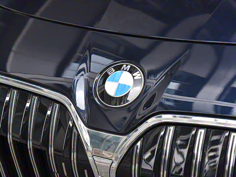 2023�� 740Li ������ M�˶���װ