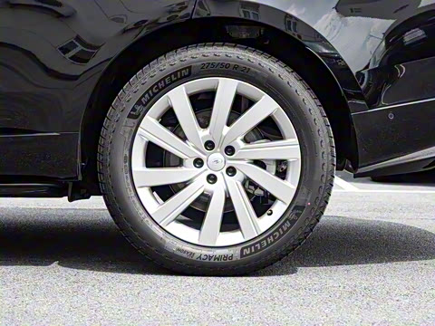 2025�� 3.0 L6 400PS ʢ���ӳ���