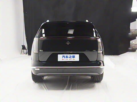 2025�� 700 Ultra�������������״��