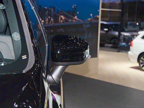 2025�� B5 ������Զ��ҹ�ڰ�