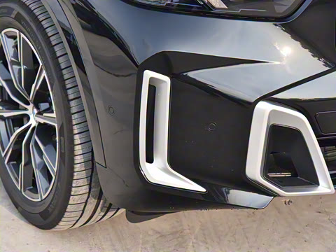 2023�� xDrive 30Li M�˶���װ