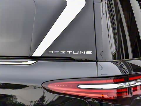 2025�� 2.0T ������