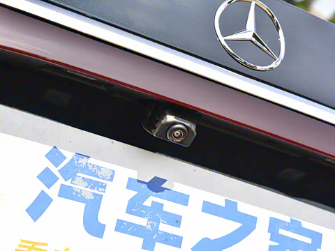 2025�� E 300 L ������