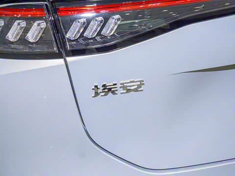 2025�� 650 ������