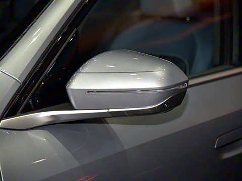 2025�� xDrive30L ������ M�˶���װ