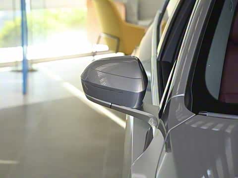 2024�� 530Li ������ ������װ