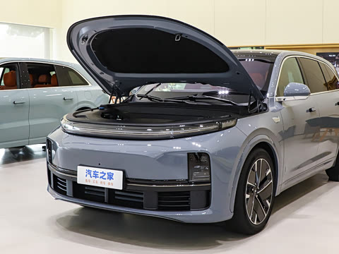 2025�� Ultra ���ܻ��°�