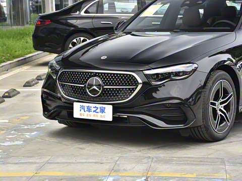 2025�� �Ŀ� E 300 ʱ�����˶���