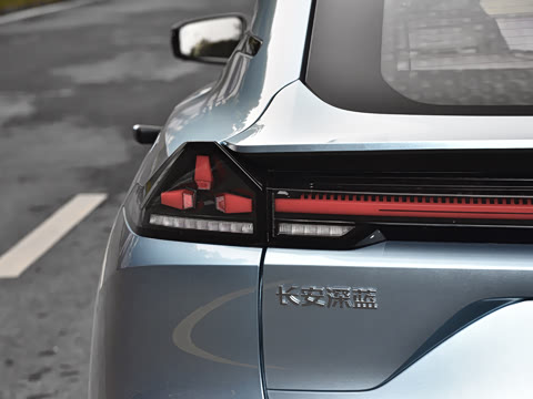 2025�� 230UltraǬ���Ǽ�ADS SE���̰�