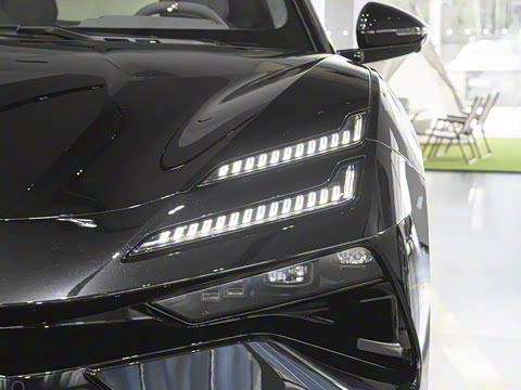 2025�� �����׷�������