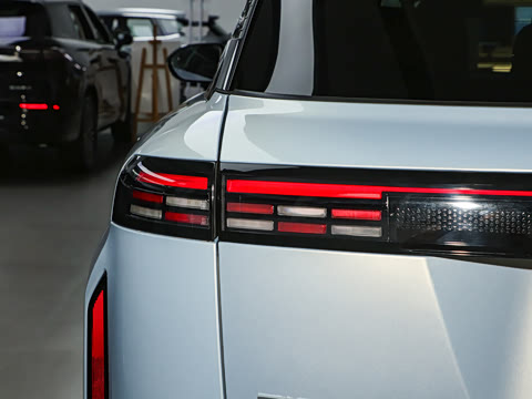 2025�� 1.5T 120KM��