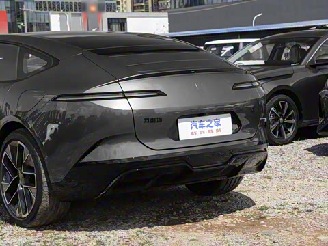 2025�� �Ŀ� Ultra���̰�