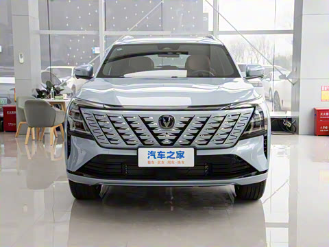 2025�� ���Ĵ� UItra 2.0T ������ �ǻ۾�����