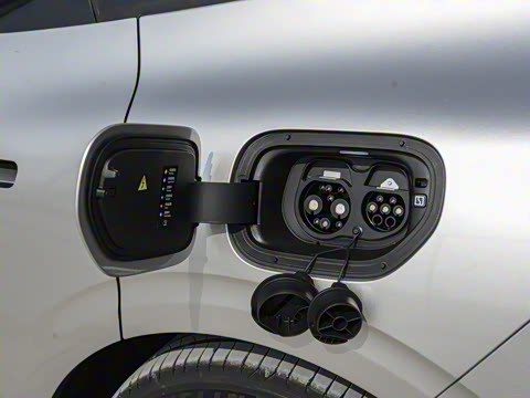 2025�� �����������Ǽݰ� 100kWh