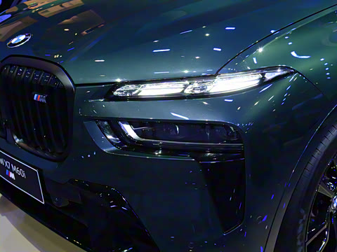 2024�� xDrive M60i