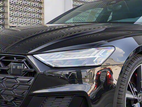 2024�� 55 TFSI quattro ������