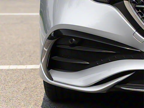 2024�� E 350 e L ���ʽ��϶����˶��γ�