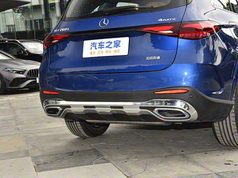 2024��  �Ŀ� GLC 260 L 4MATIC ������ 5��