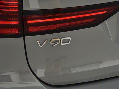 2025�� Cross Country B5 AWD ��Զ��