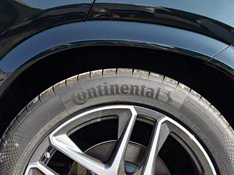 2025�� AMG GLE 53 4MATIC+