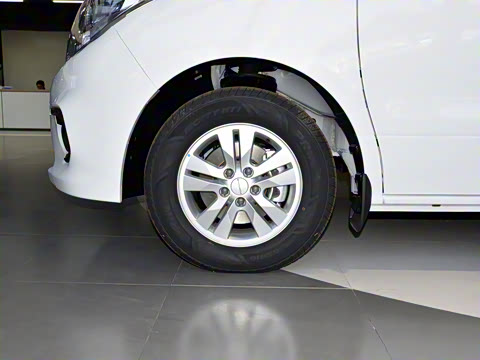 2024�� 2.0L �ֶ�������CNG 9��