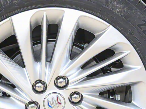 2025�� 2.0T ����������