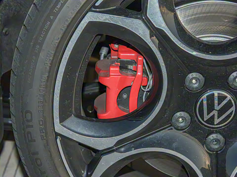 2025�� 380TSI DSG GTI