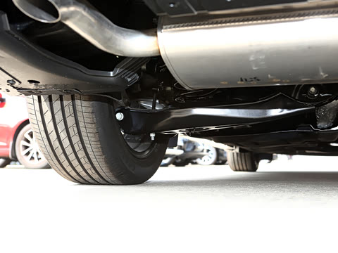 2025�� 2.0T ���л춯��