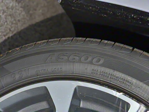 2026�� ��4�� 400������ 1.5L CVT��Խ��