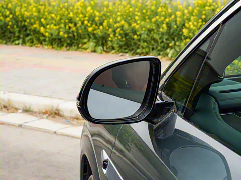 2025�� DM 215KM�����״��콢��