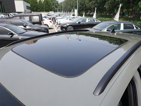 2024�� 50 e-tron quattro ������ҹ��