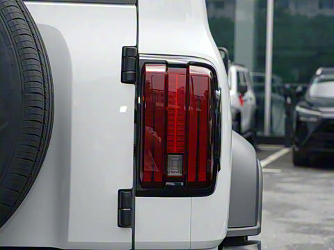 2025�� 2.4T ���Ͱ�