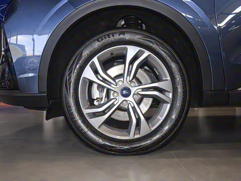 2023�� EcoBoost 170 ������