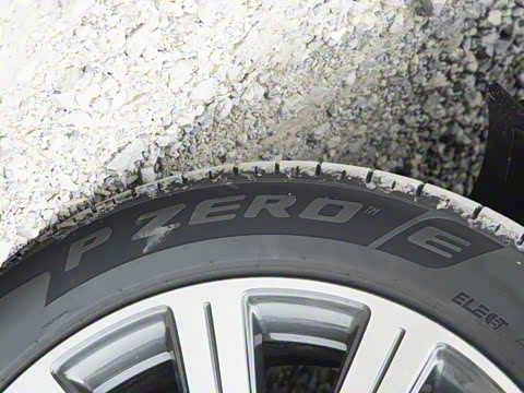 2025�� ���� Max�� 37kWh 6����