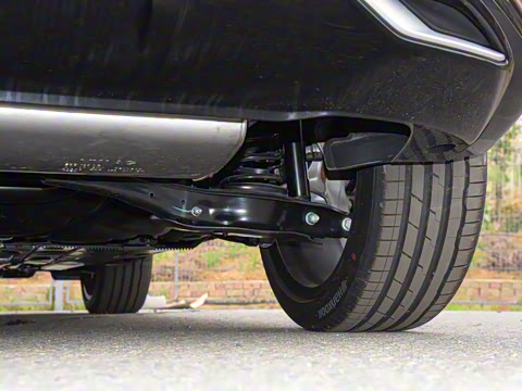 2024�� 35 TFSI RS�׼�ȼ����