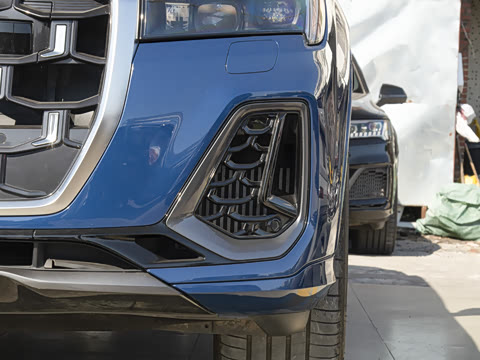 2024�� 55 TFSI quattro S line�����