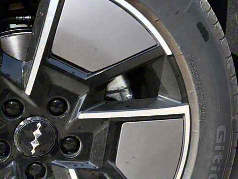 2025�� 501KM ����Max��