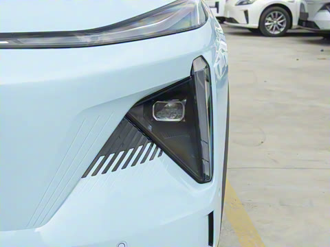 2024�� 1.5T 115km ���˻�Ӱ ���ڰ�