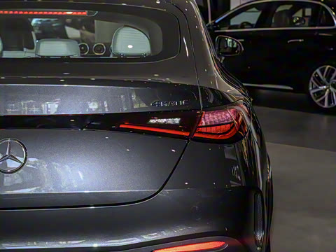 2024�� GLC 260 4MATIC ����SUV