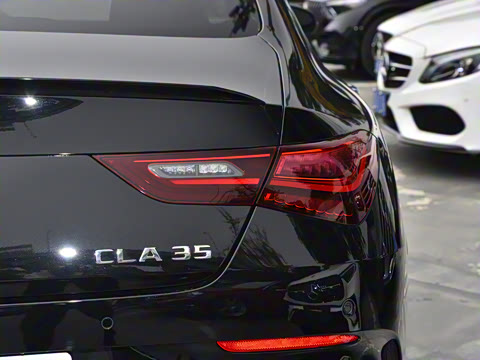 2025�� AMG CLA 35 4MATIC