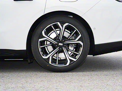 2025�� 700km Զ���Ǽݰ�